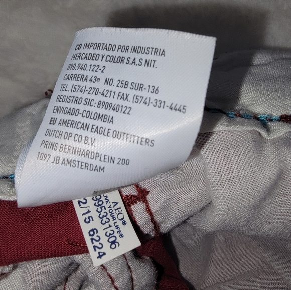 American Eagle Outfitters Red Flat Front Chino Shorts - Picture 7 of 10